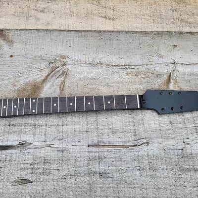 Custom Texas Long Horn 22 fret Electric Guitar Neck Replacement Project DIY Bild 9