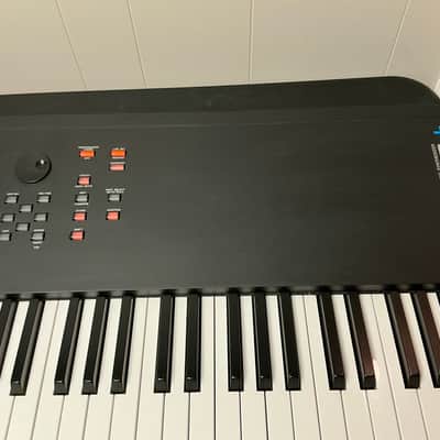 Yamaha MODX M8 88-Key 16-Voice Synthesizer 2025 - Present - Black image 4