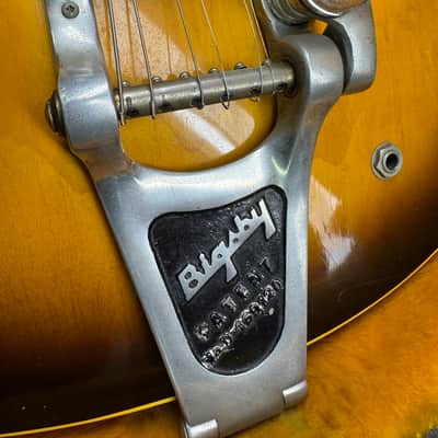 Gibson ES-335 TD w/Bigsby 1966 - Sunburst #851427 image 9
