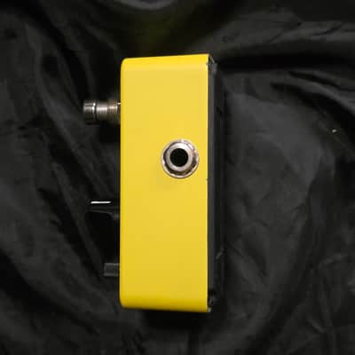 Donner Yellow Fall Analog Delay 2010s - Yellow image 2