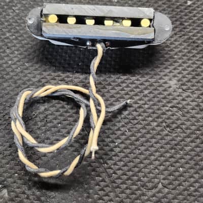 Rewound Squier Ceramic magnet pickup Early 2000'  - Whith cover image 2