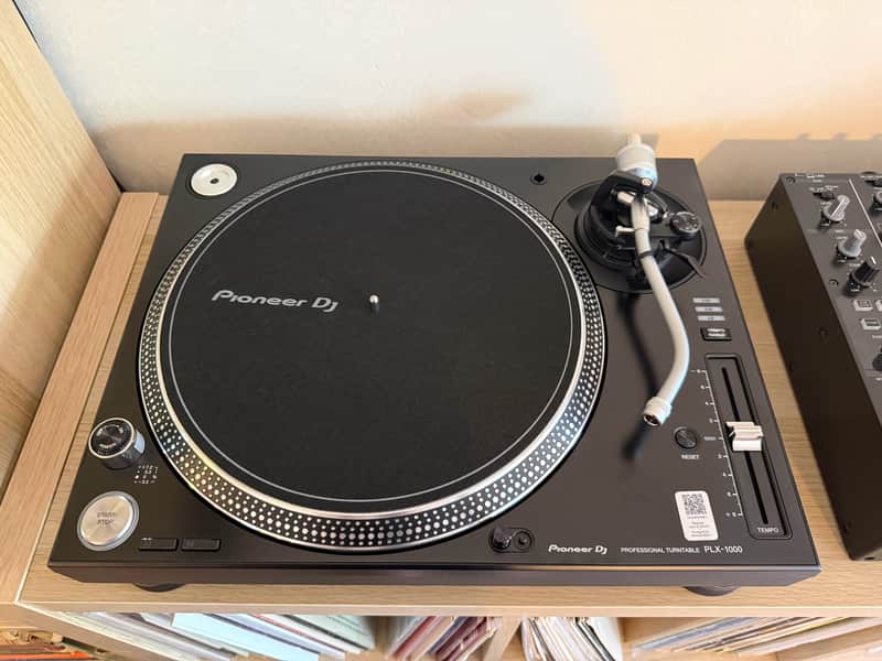 Pioneer PLX-1000 Direct Drive Turntable – Mint / Like New – Original Box image 1