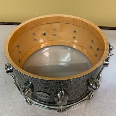 DW Collector's Series Maple Standard 14" x 7" Snare Drum Black Galaxy image 5