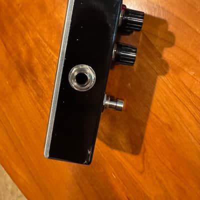 Bearfoot FX Model HS - Rare 5-knob version - HIWATT image 3
