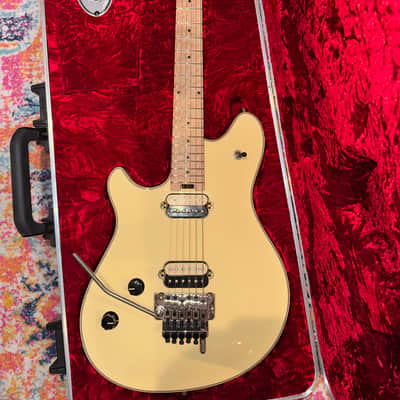 EVH Wolfgang USA 2017 - Vintage White image 2