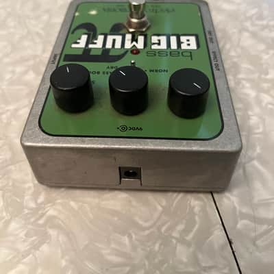 Electro-Harmonix Bass Big Muff Pi Distortion / Sustainer 2008 - Present - Green image 3