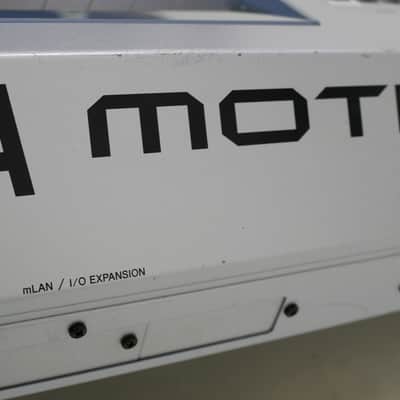YAMAHA Motif ES 6 + Hardshell case image 11