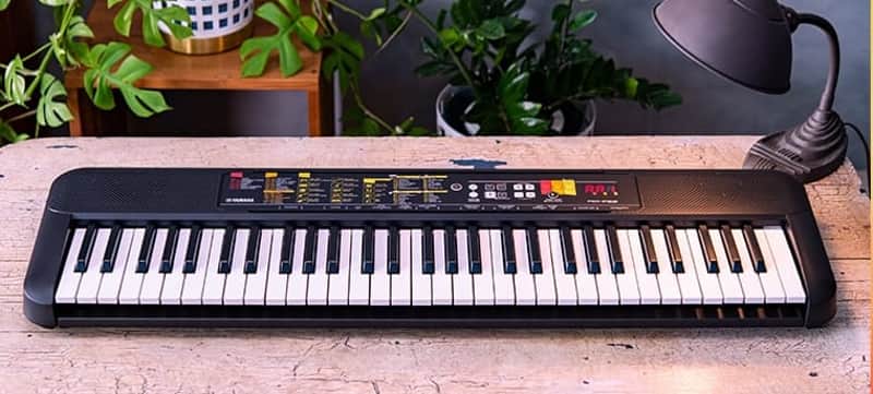 YAMAHA PSR F52 Tastiera Portatile 61 Tasti image 1