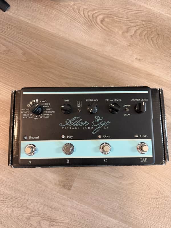 TC Electronic Alter Ego X4 Vintage Echo Delay 2015 - Present - Black image 1