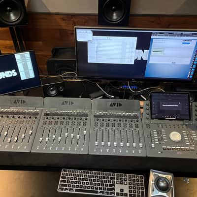 Mix Ends 4 bay stand for Avid S1's and Dock 2023 - Mahogany image 4