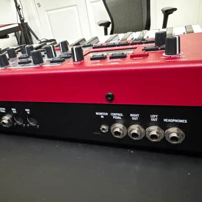 Nord Wave 2 61-Key 48-Voice Polyphonic Synthesizer 2013 - 2022 - Red image 3