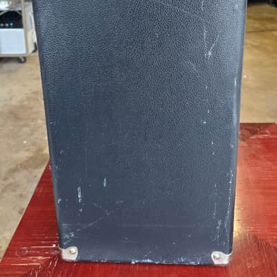 Ampeg SVT-210AV Classic Series 200-Watt 2x10" Bass Speaker Cabinet 2011 - Present - Black image 5