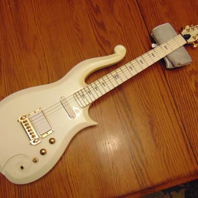 Official NPG Prince Schecter Cloud 2000 Metallic White image 2