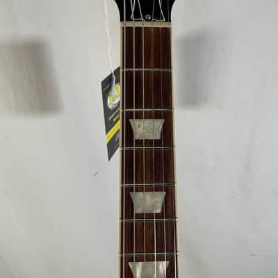 Gibson Les Paul Classic 2022 - Translucent Cherry - w/ Hard Case image 4