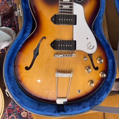 Epiphone USA Casino Hollowbody Electric Guitar - Vintage Burst image 3