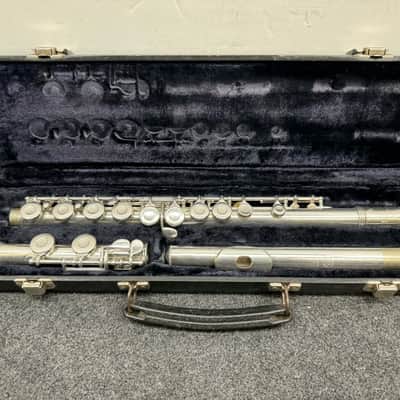 Gemeinhardt 2SP Straght-Headjoint Flute with Offset G 2010s - Silver-Plated image 1