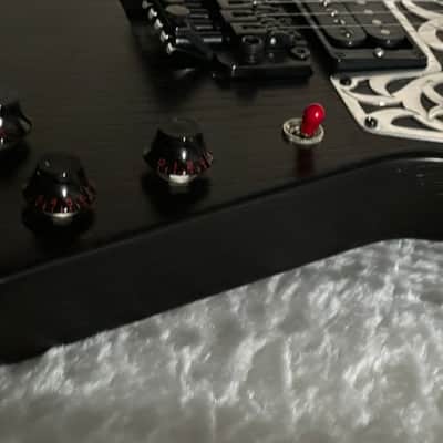 Gibson Limited Edition Vampire Blood Moon Explorer 2011 - Ebony/Red image 10