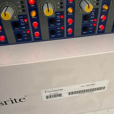 Focusrite ISA 828 MkII 8-Channel Mic Preamp 2020 - Present - Blue image 3