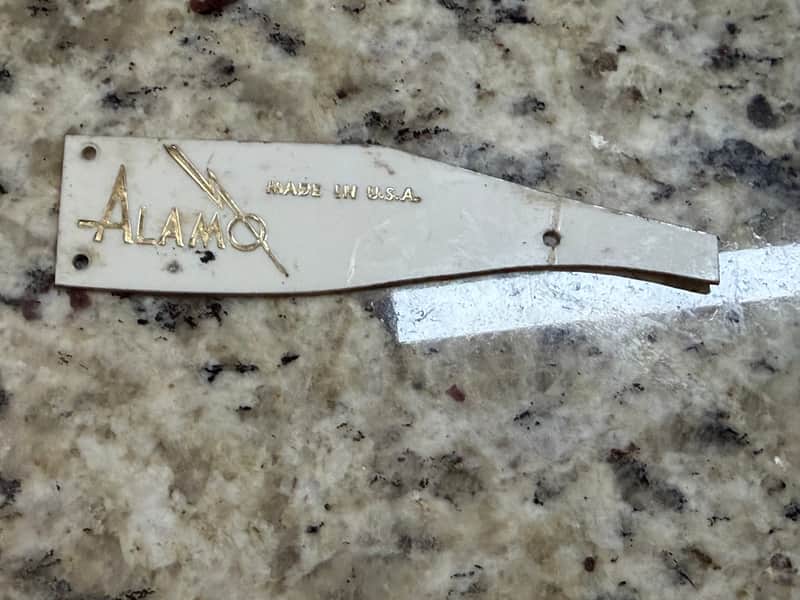 Alamo Headstock Truss Rod Cover 60s - White image 1