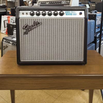 Fender '68 Custom Pro Vibro Champ Reverb 5-Watt 1x10" Guitar Combo image 2