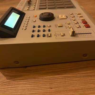 Akai MPC2000XL EB16 ALL OPTIONALS 8 OUTS EB16 CARDS READER image 23