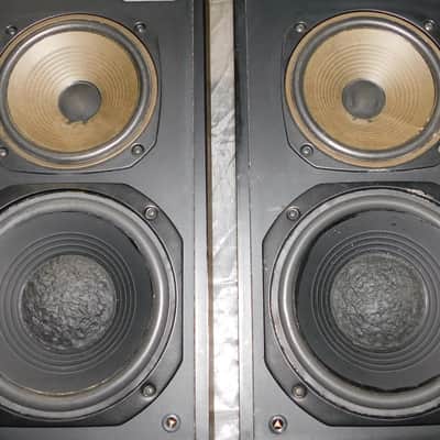 Realistic OptimusT-110 vintage tower speakers image 3