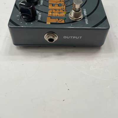 BBE Tremor V1 Optical Tremolo Analog Dual Mode Rare Guitar Effect Pedal image 3