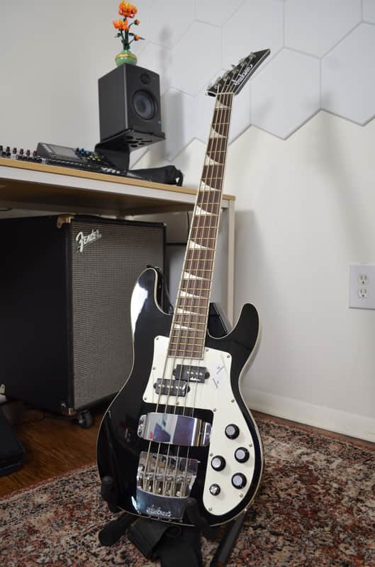 Jackson X Series Concert Bass CBXNT DX V