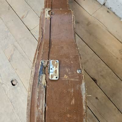 Vega Archtop Case - Will fit Gibson, Martin etc Brown/Purple image 4