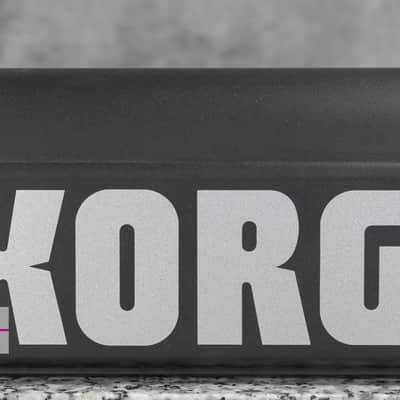 KORG 01/W Music Workstation synthesizer in Good condition. image 17