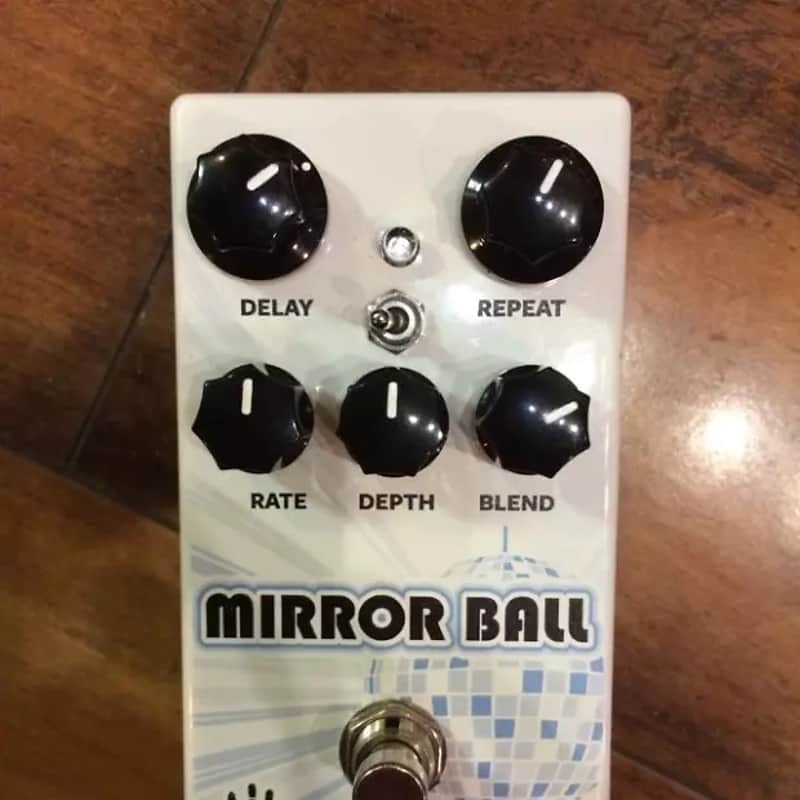 Mojo Hand FX Mirror Ball Delay image 2