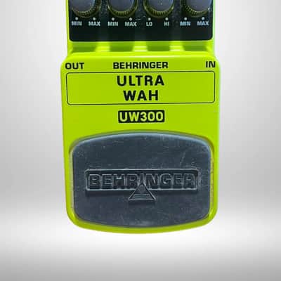 Behringer UW300 Ultra Wah 2010s - Green image 1