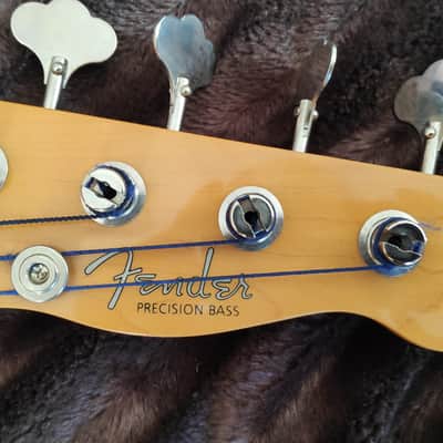 Fender Crafted In Japan 51' Reissue Precision Bass image 8