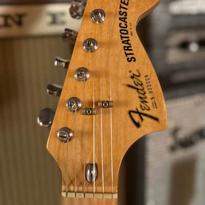 Fender Stratocaster Hardtail with Maple Fretboard 1978 - 1979 - Antigua image 4