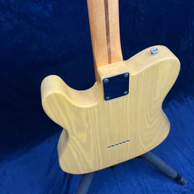 Fender '52 Reissue Telecaster 1994 in Butterscotch Blonde Black Guard in Case image 8