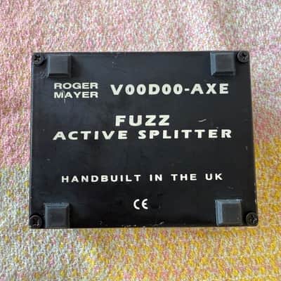Roger Mayer Voodoo Axe Fuzz Pedal active splitter 90s image 6