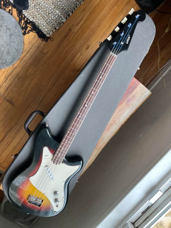 Vox Panther short scale vintage bass guitar Eko Italian mid-late 60s - Sunburst image 1