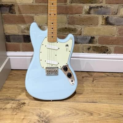 Immagine Fender Mustang Player 1 Made in Mexico 2019 - 1