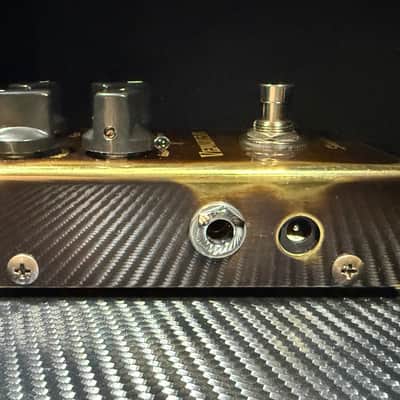 Vemuram Shanks 4K Fuzz, MINT, 2010s,  Brass image 7
