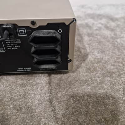 Denon UTU-F88 - AM/FM Tuner - Silver - Excellent image 11