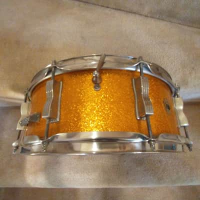 Ludwig Vintage 1966 gold sparkle Jazz Festival snare drum exceptional! image 6