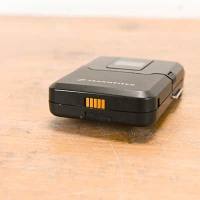 Sennheiser AVX Digital Wireless System (NO MICROPHONE) CG0102V image 4