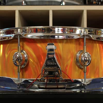 Montineri Custom Drums 5x14 Snare Drum in Orange Satin Flame image 4