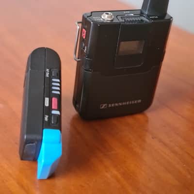 Sennheiser Sennheiser AVX Digital Wireless Set | SK AVX + EKP AVX | Battery | XLR-TRS Cable | Complete Kit image 3
