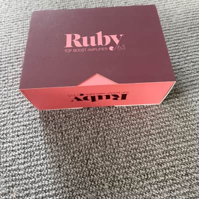 Universal Audio Ruby ’63 Top Boost Amplifier 2022 - Present - Ruby / Silver image 2