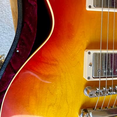 Gibson Les Paul Standard R8 True Historic Custom Shop VOS 2011 - Cherry Sunburst image 4