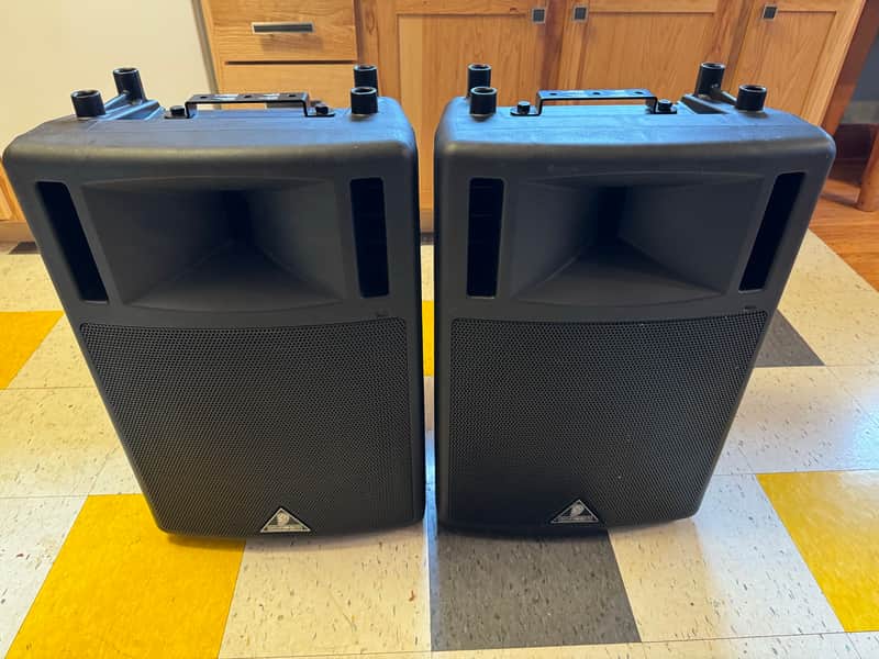 Behringer B300 300W Powered Speaker Pair image 1
