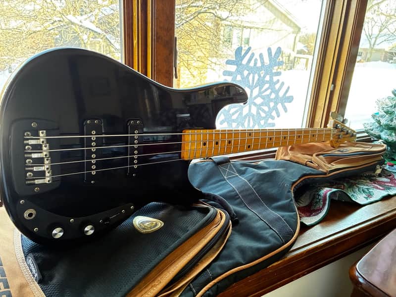 G&L Tribute Series SB-2 with Rosewood Fretboard Black Frost | Reverb