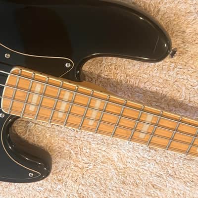 Squier Vintage Modified '77 Jazz Bass 2011 - 2018 - Black image 7