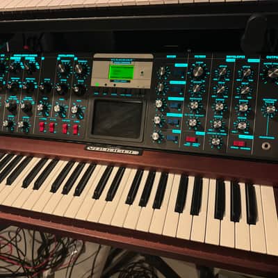 Moog Minimoog Voyager Select Series 44-Key Monophonic Synthesizer 2006 - 2013 - Mahogany Cabinet with Moog Flight Case image 2